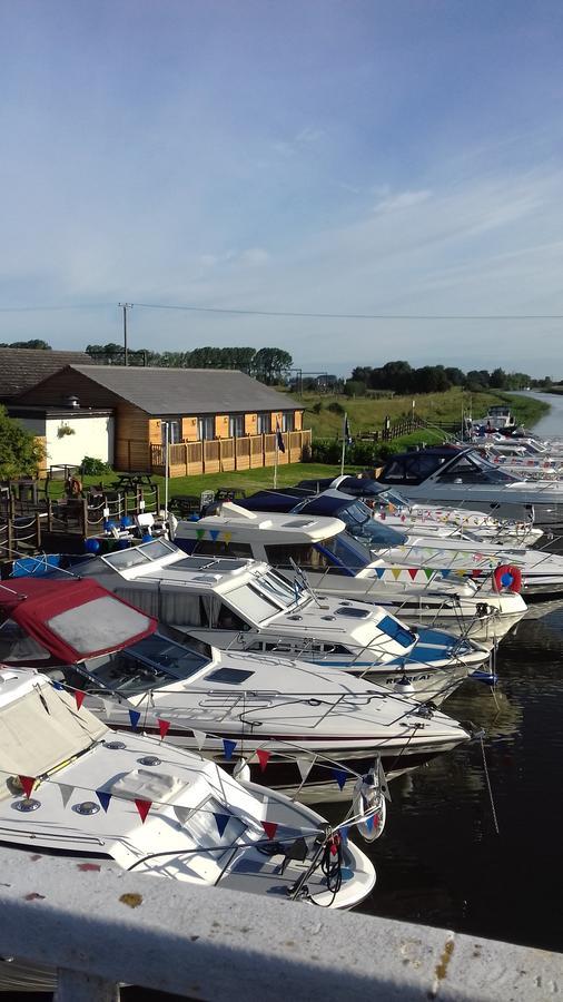 Hotel The Swan On The River Ely Exteriér fotografie